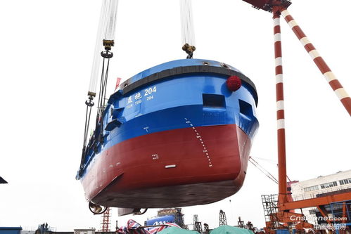 鎮(zhèn)江船廠第八艘系列工作船成功下水 創(chuàng)新應用氣囊技術顯成效